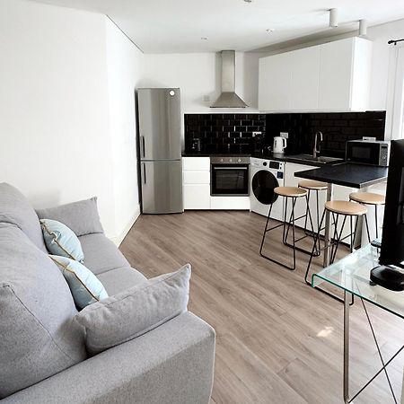 Modern City Centre Two Bedroom Windsor Apartment - Grand Central House Gibraltar Exterior foto