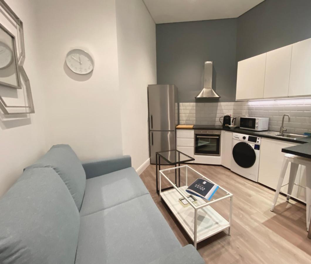 Modern City Centre Two Bedroom Windsor Apartment - Grand Central House Gibraltar Exterior foto
